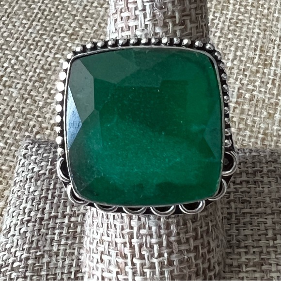 New Enhanced Green Emerald Faceted Square Sterling Silver Overlay Ring Size 8.25 - Picture 1 of 7